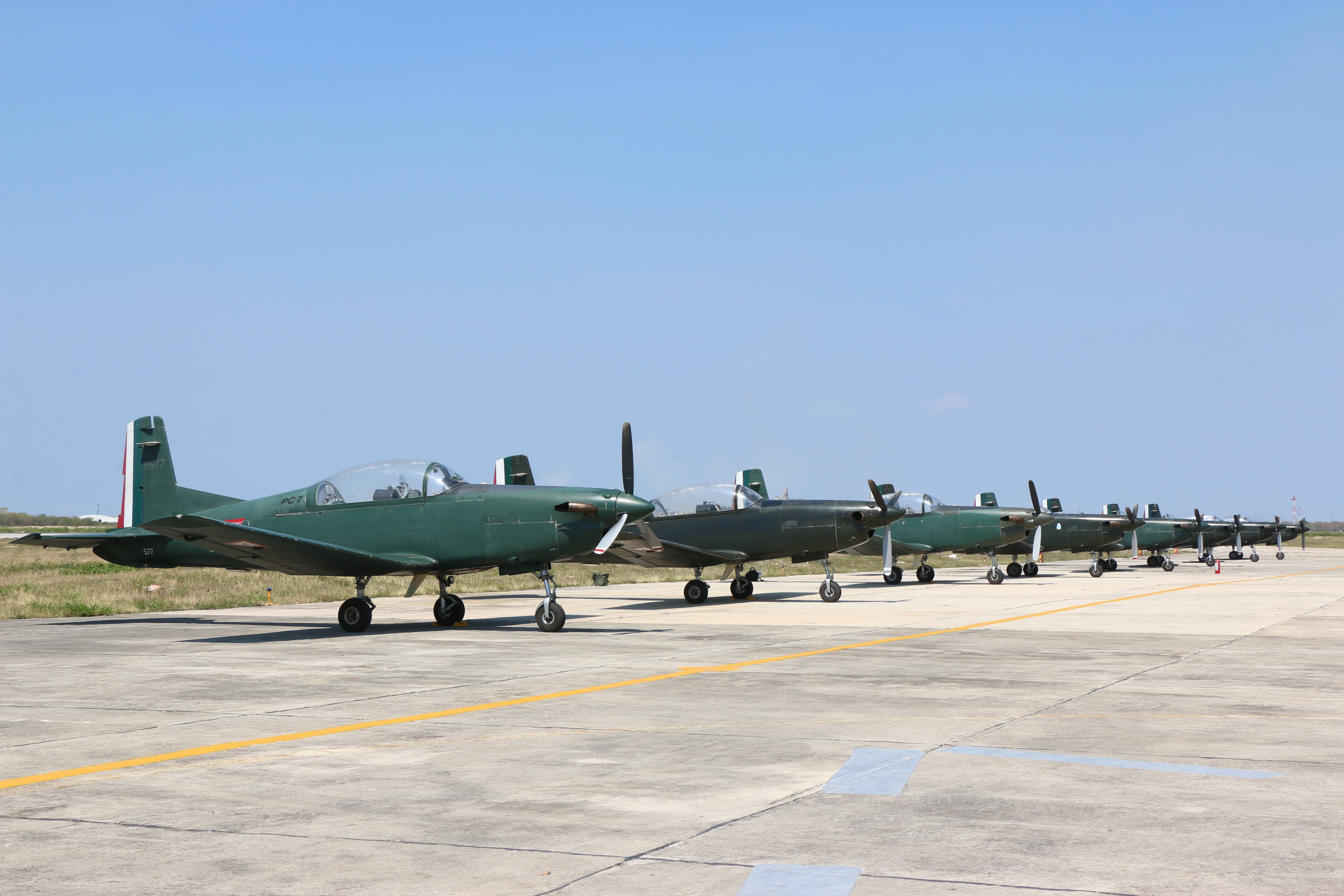 Cadetes de la Fuerza Aérea Mexicana llegan a Yucatán