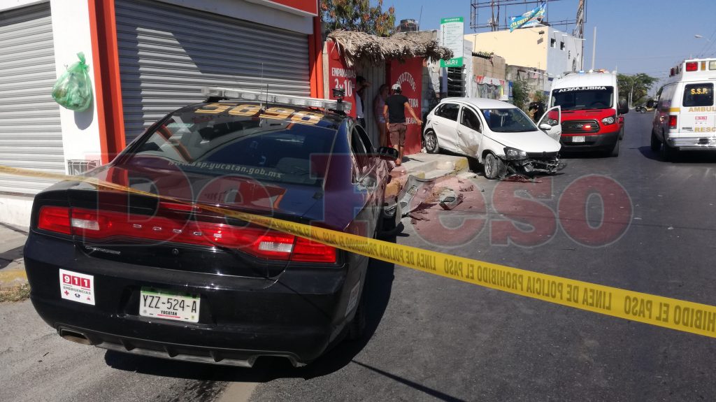 choque de patrulla en colonia Mercedes Barrera