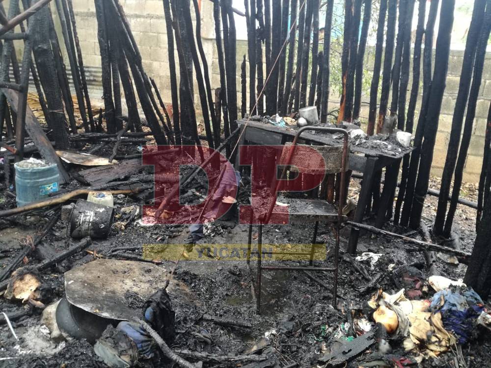 Humilde vivienda en Valladolid se quema por completo