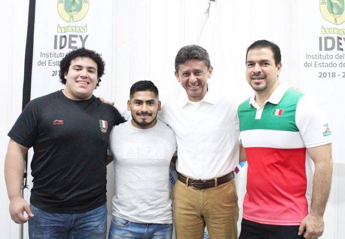 José Lino Montes (segundo desde la izquierda) quiere regresar a unos Olímpicos, y Josué Medina Andueza (i) quiere emularlo. José Lino Montes (segundo desde la izquierda) quiere regresar a unos Olímpicos, y Josué Medina Andueza (i) quiere emularlo.