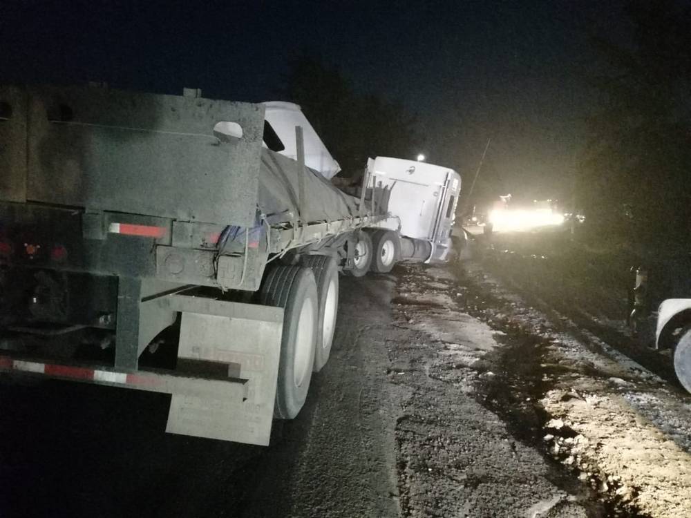 Tráiler sin frenos ocasiona tragedia: 7 muertos y 20 heridos