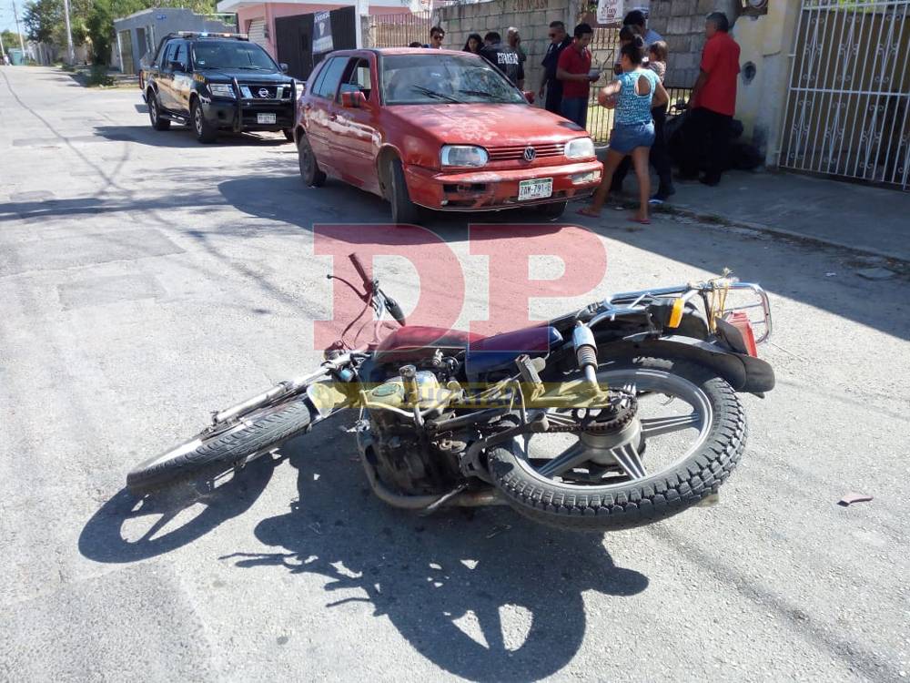Aterrizaje forzoso de motociclista por culpa de un guiador