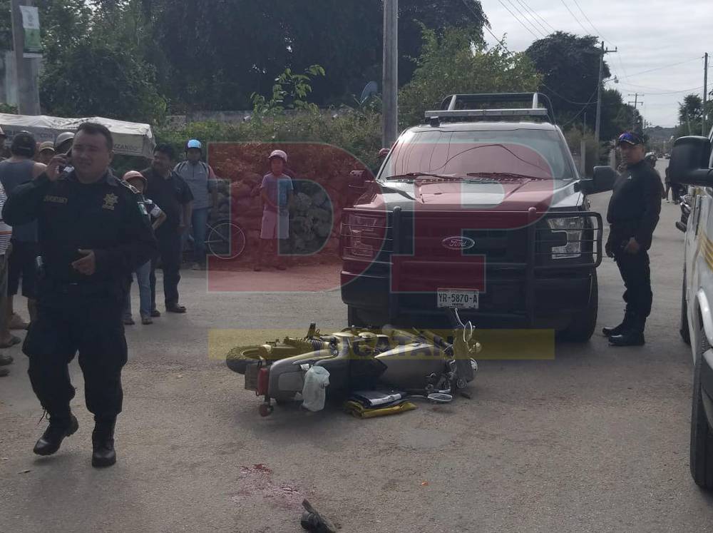 Motociclista embestido y lesionado por camioneta de la SSP