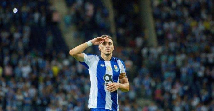 No se sabe dónde jugará Héctor Herrera a mediados de este año, pero todas sus altermativas lucen muy atractivas. No se sabe dónde jugará Héctor Herrera a mediados de este año, pero todas sus altermativas lucen muy atractivas.