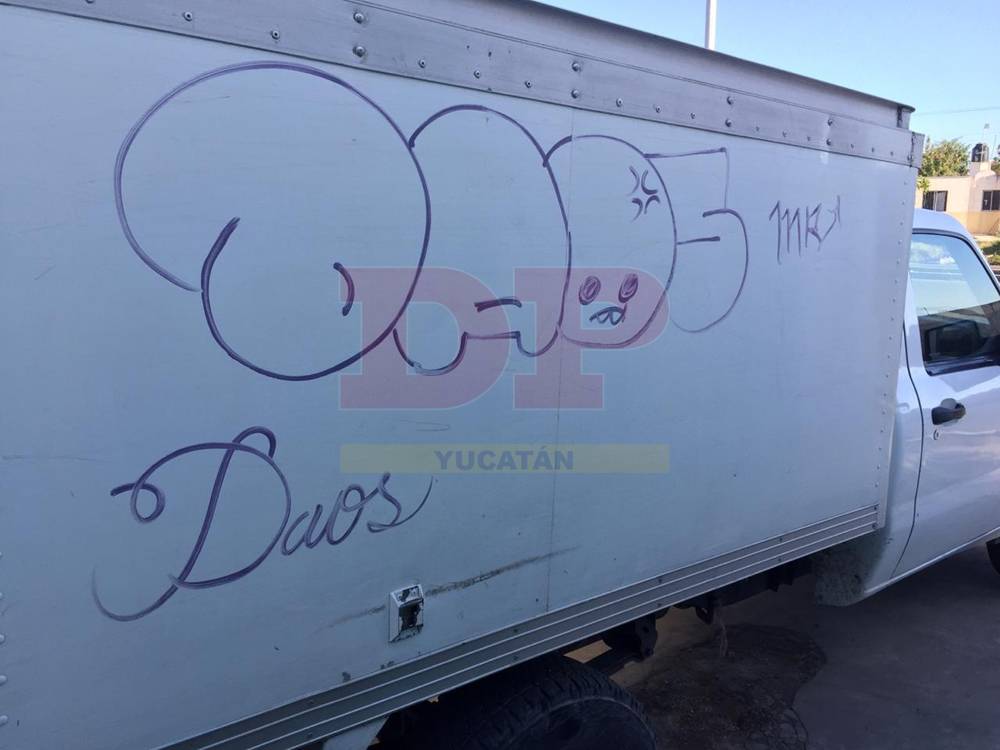 Grafitero barato es sorprendido en plena maroma (video)