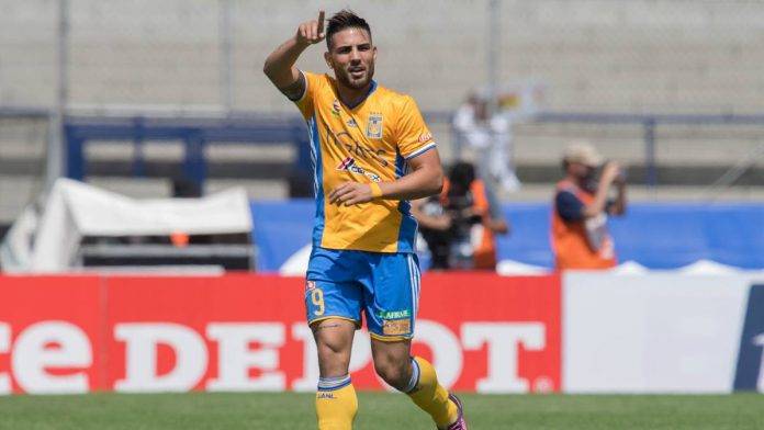 Andy Delort, de paso fugaz por el Futbol Mexcano, tendrá que responder por romper la ley en Francia. Andy Delort, de paso fugaz por el Futbol Mexcano, tendrá que responder por romper la ley en Francia.