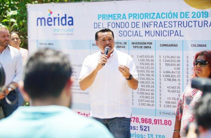 Reni tira la casa por la ventanota Reni tira la casa por la ventanota