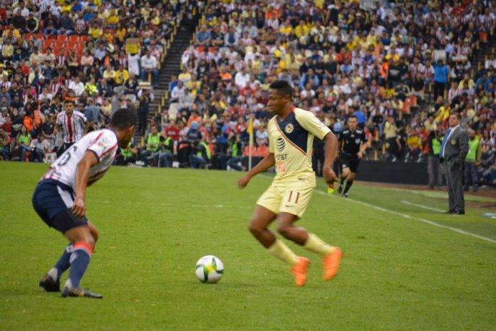 Como todo Clasíco Nacional, los equipos comenzaron midiendo a su rival, y luego encontraron su ritmo Como todo clasíco, los equipos comenzaron midiendo a su rival, y luego encontraron su ritmo