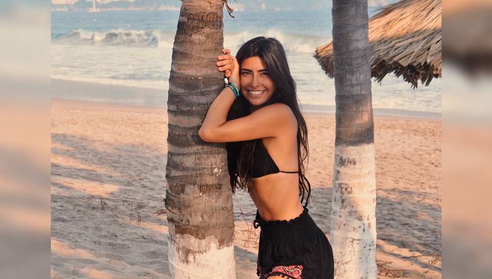 Hija de Adal Ramones cumple 18 años y festeja con fotos sexys 