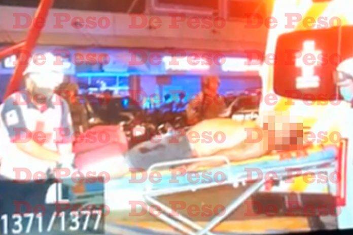 Sale del cine con sus palomitas en las manos y es rafagueado por sicarios Sale del cine con sus palomitas en las manos y es rafagueado por sicarios