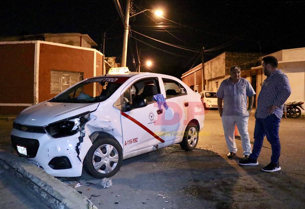 Con toda la actitud se vuela el alto y destroza su Attitude