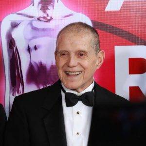 Héctor Bonilla, de 80 años