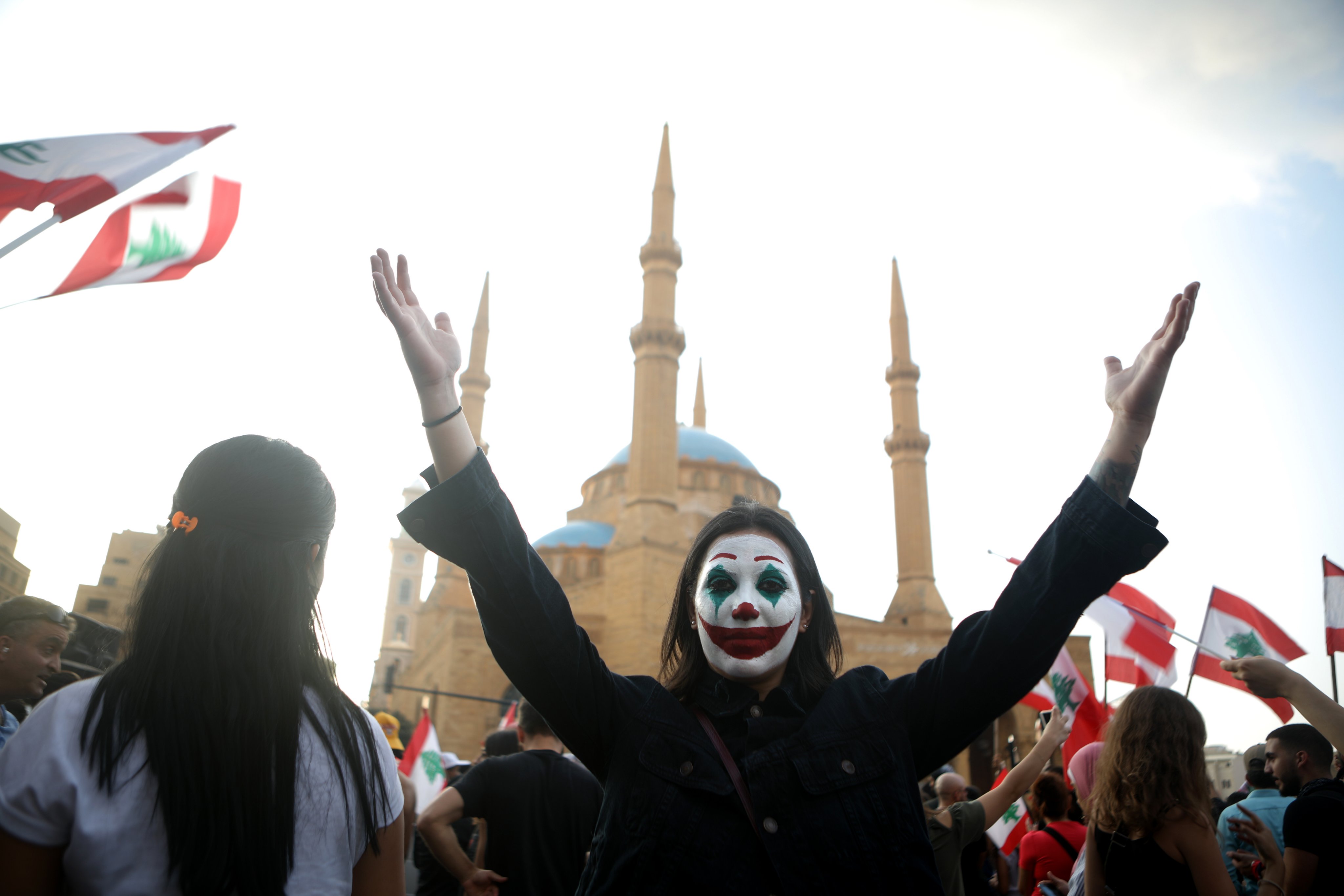 Protestante en Líbano contra la corrupción y la élite política