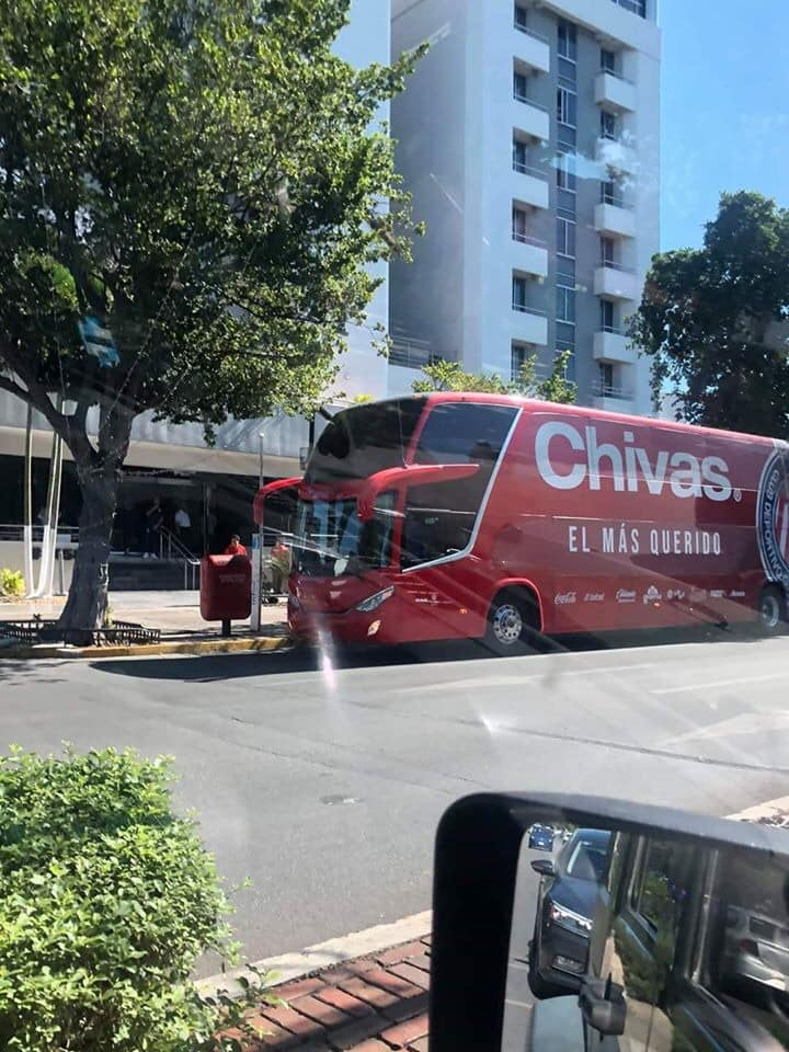 Las Chivas con sus nuevos refuerzos se comprometen a hacer cosas grandes esta vez (Foto de La Taberna/Facebook)