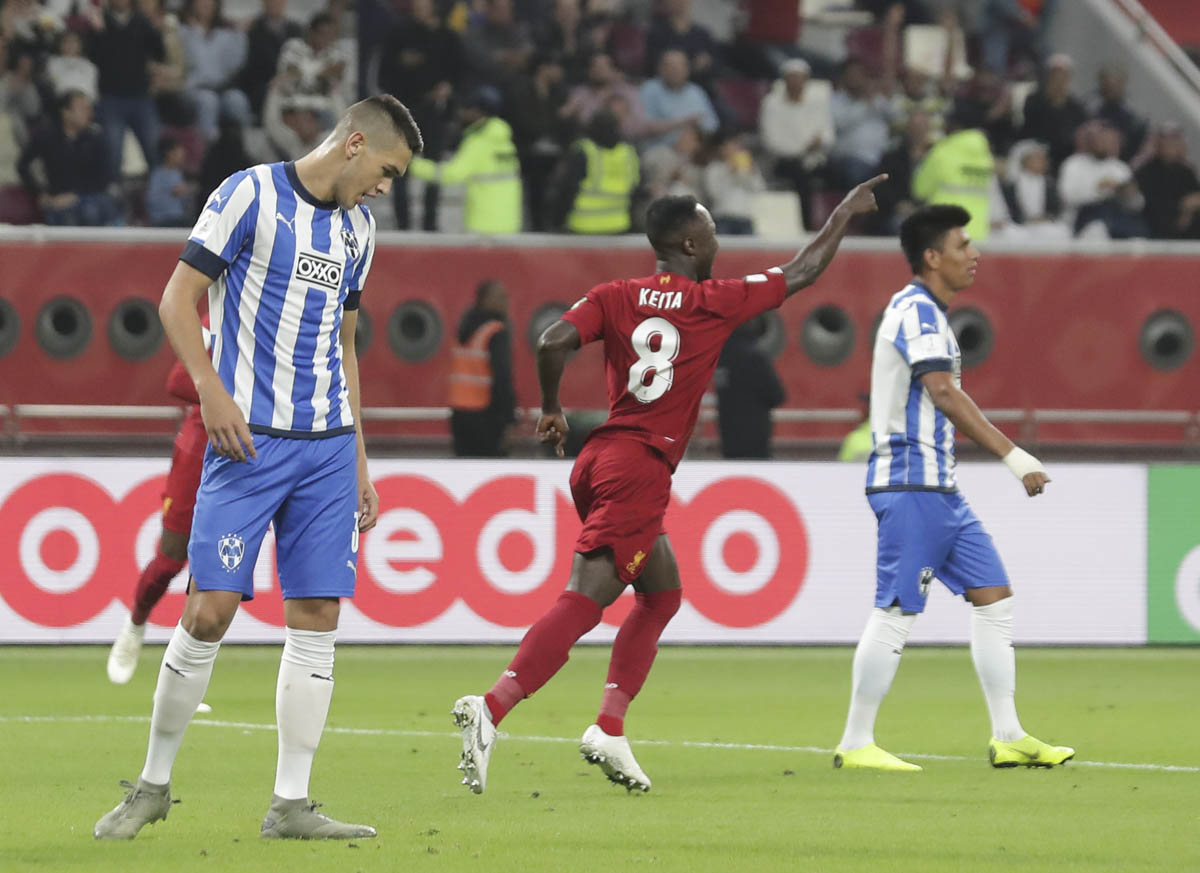 El guineano Naby Keita celebra el gol con el que abrió el marcador