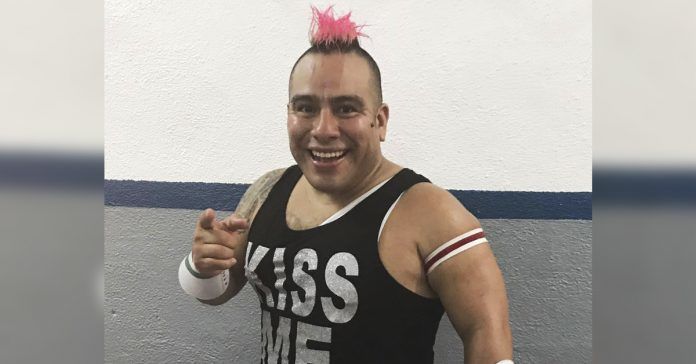 Hospitalizan de emergencia al luchador exótico de la AAA: Máximo - De ...