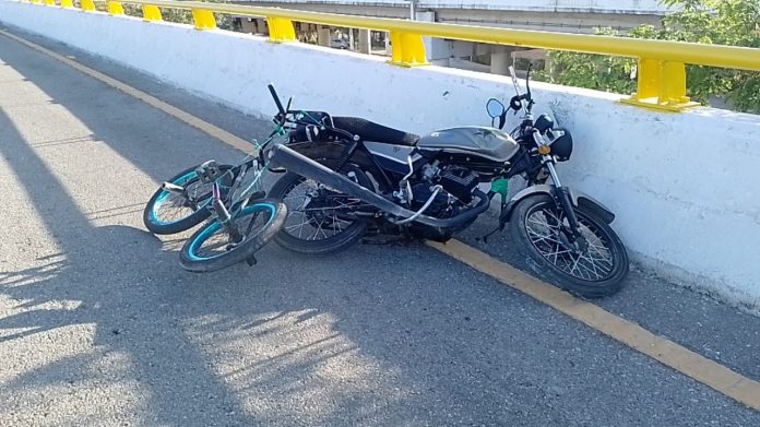 Son varios los motociclistas que han fallecido en los últimos años al caer desde puentes yucatecos por accidente.